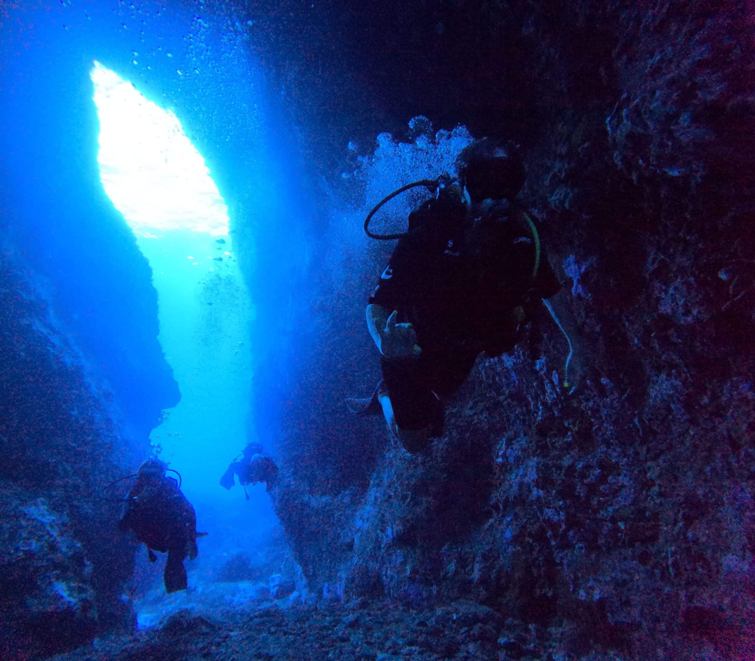 La faille du Rocher du Diamant, en Martinique